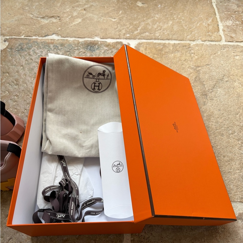 Authentic Hermes Bouncing Sneaker 38.5 - image 3